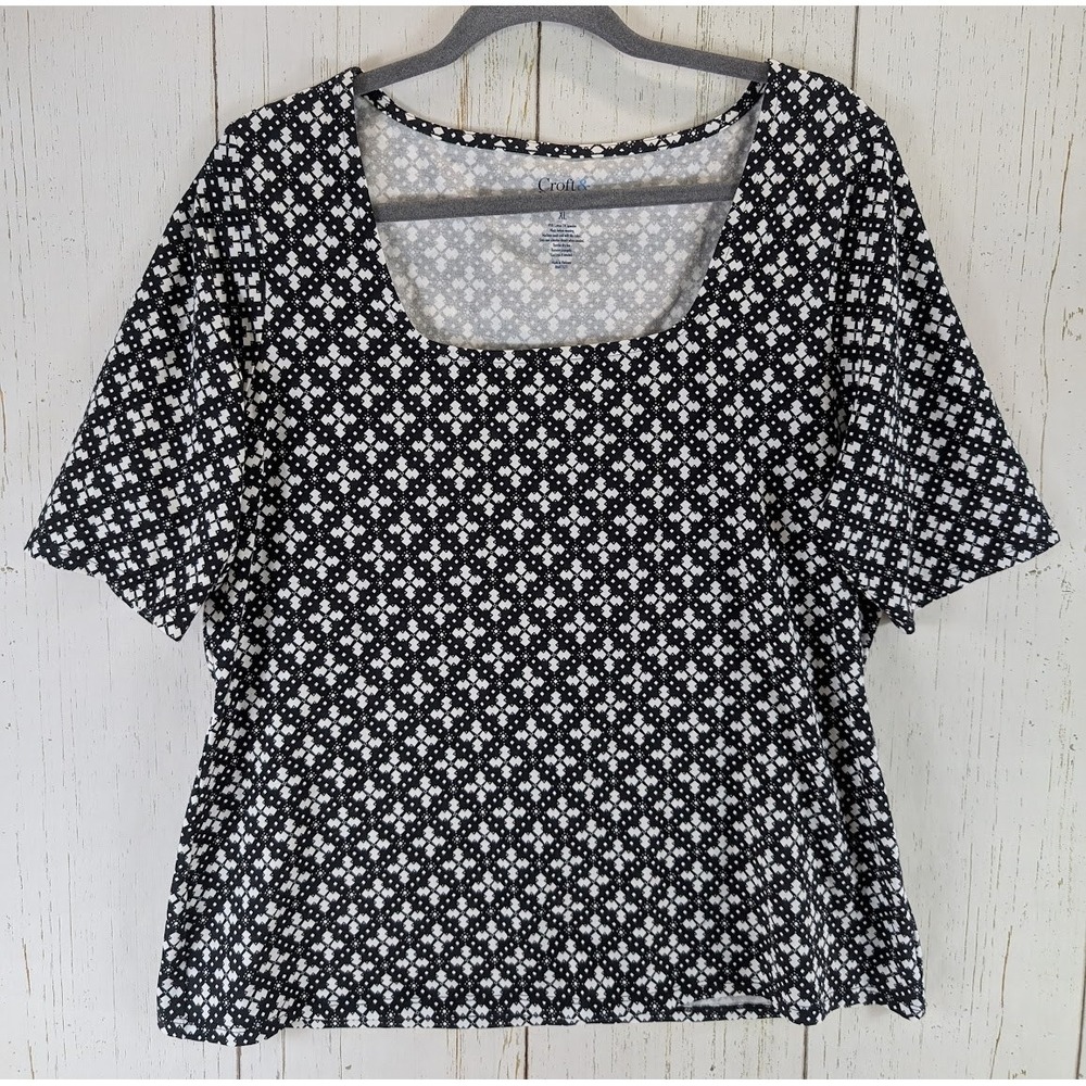 Croft‎ Barrow Size XL Womens Black White Print Short Sleeve Square Neck Top
